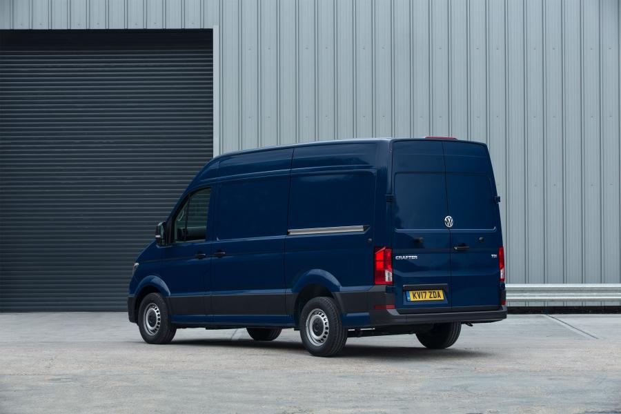  Volkswagen Crafter High Roof Van 2017 года  (UK) (фото 3 из 23)